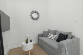 Beautiful Studio Apartments in Szczecin by Noclegi Renters